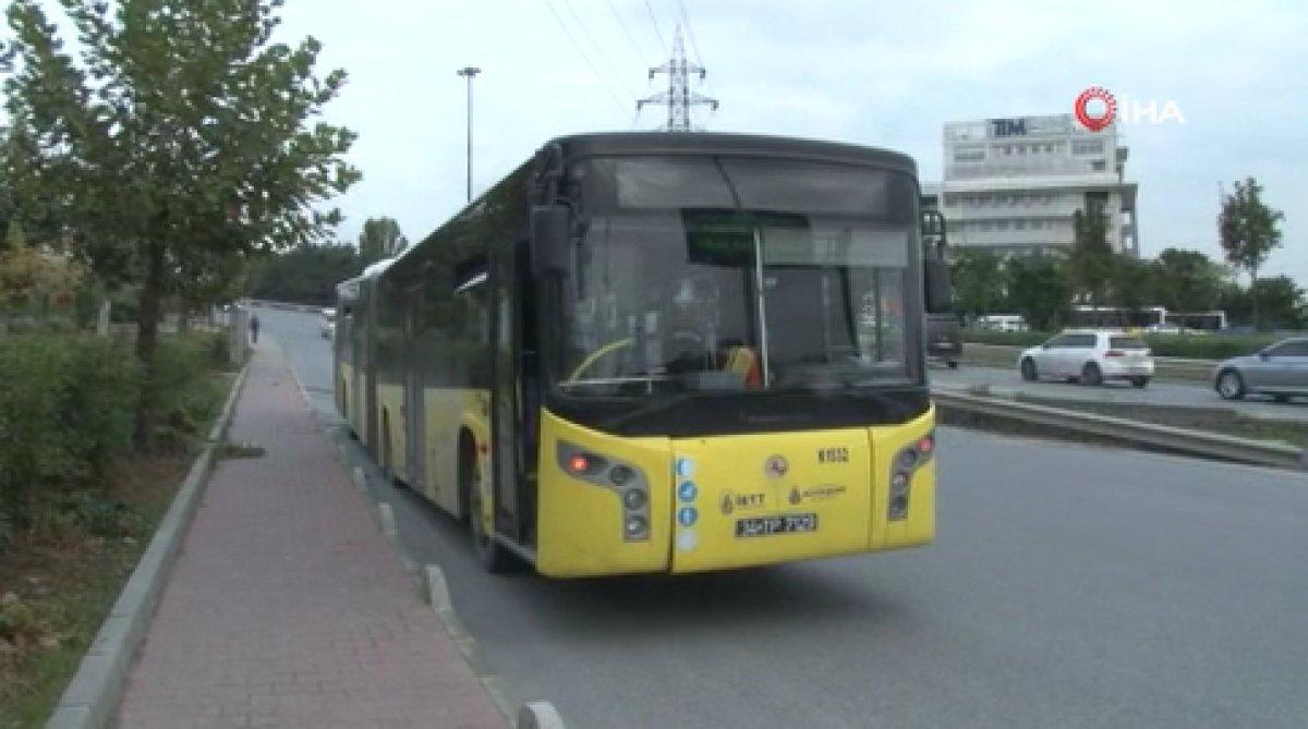 Bahçelievler’de İETT otobüsü yolda kaldı