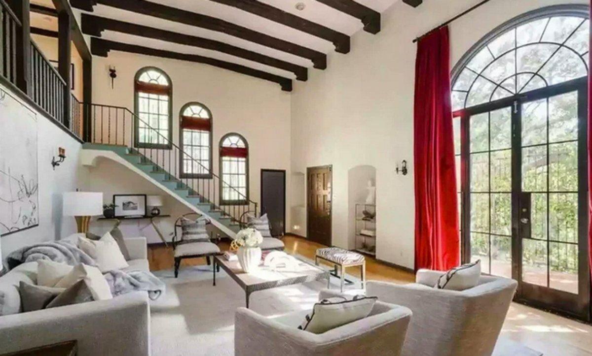 Marily Manson evini değiştiriyor