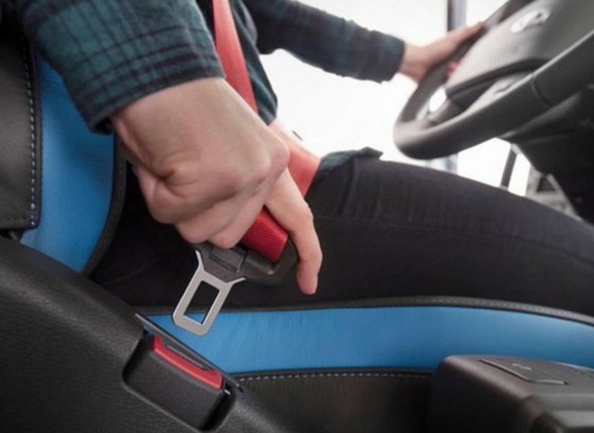 2 günde 3 bin 310 sürücü ve yolcuya emniyet kemeri cezası kesildi