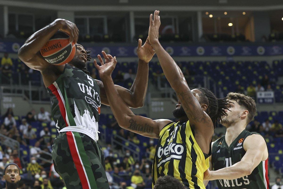 Fenerbahçe EuroLeague'de Kazan'ı farklı yendi