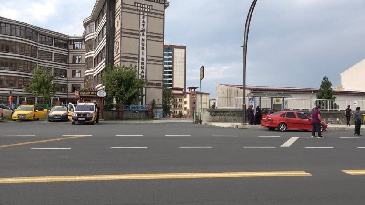 Rize’de öğrencilerin tehlikeli okul yolculuğu