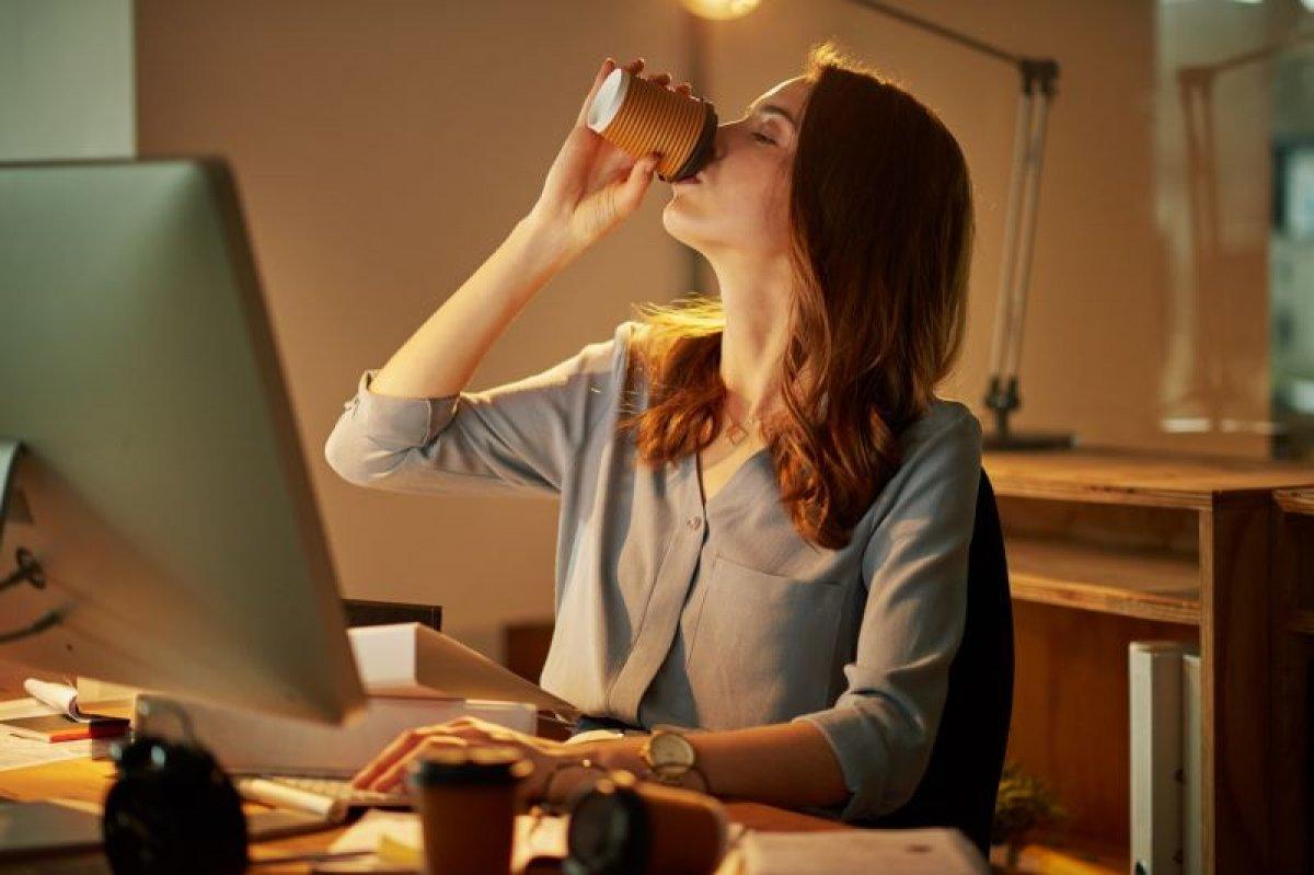 Bilim hemfikir: Bir fincan kahve için ve 20 dakika boyunca yatın...