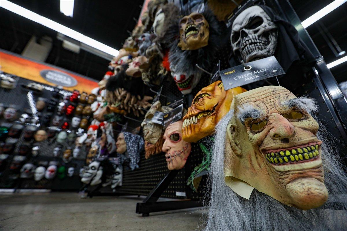 Amerikalıların Cadılar Bayramı alışverişi başladı