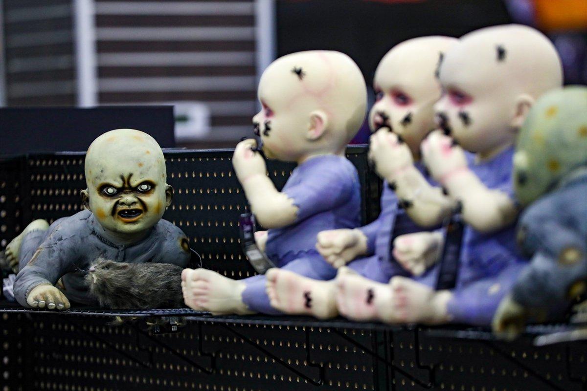 Amerikalıların Cadılar Bayramı alışverişi başladı