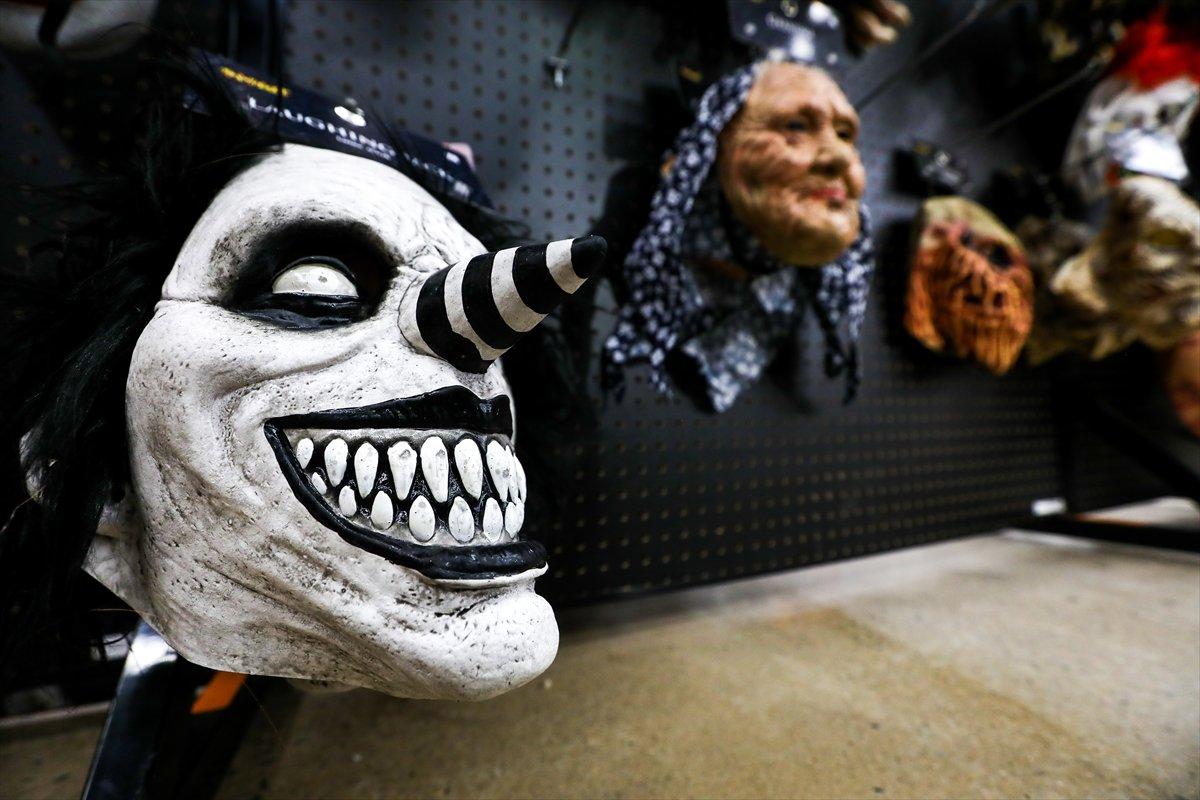 Amerikalıların Cadılar Bayramı alışverişi başladı