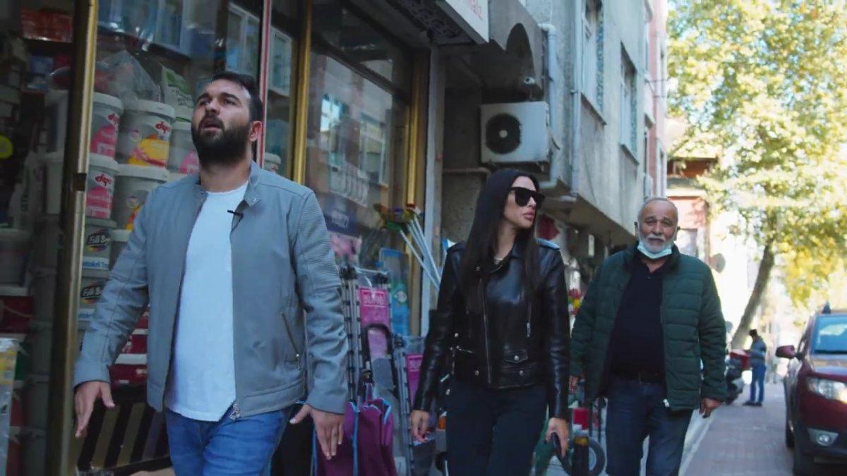 Aslıhan Doğan, Bayrampaşa sokaklarını gezdi