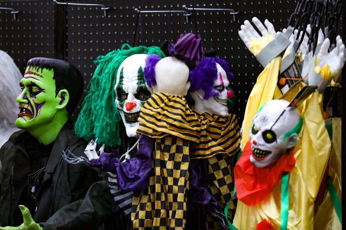 Amerikalıların Cadılar Bayramı alışverişi başladı