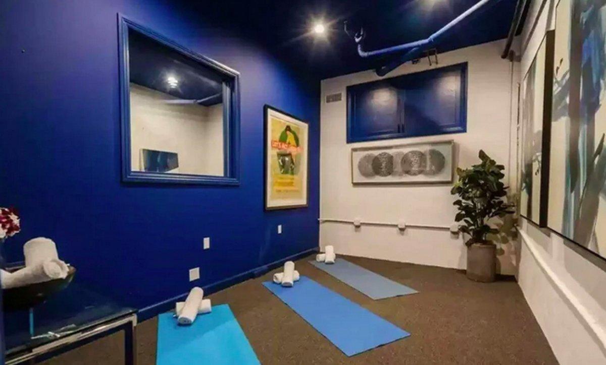 Marily Manson evini değiştiriyor