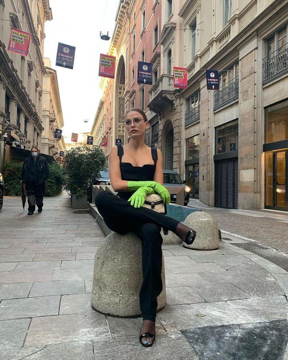 Serenay Sarıkaya, reklamdan 12,5 milyon kazandı