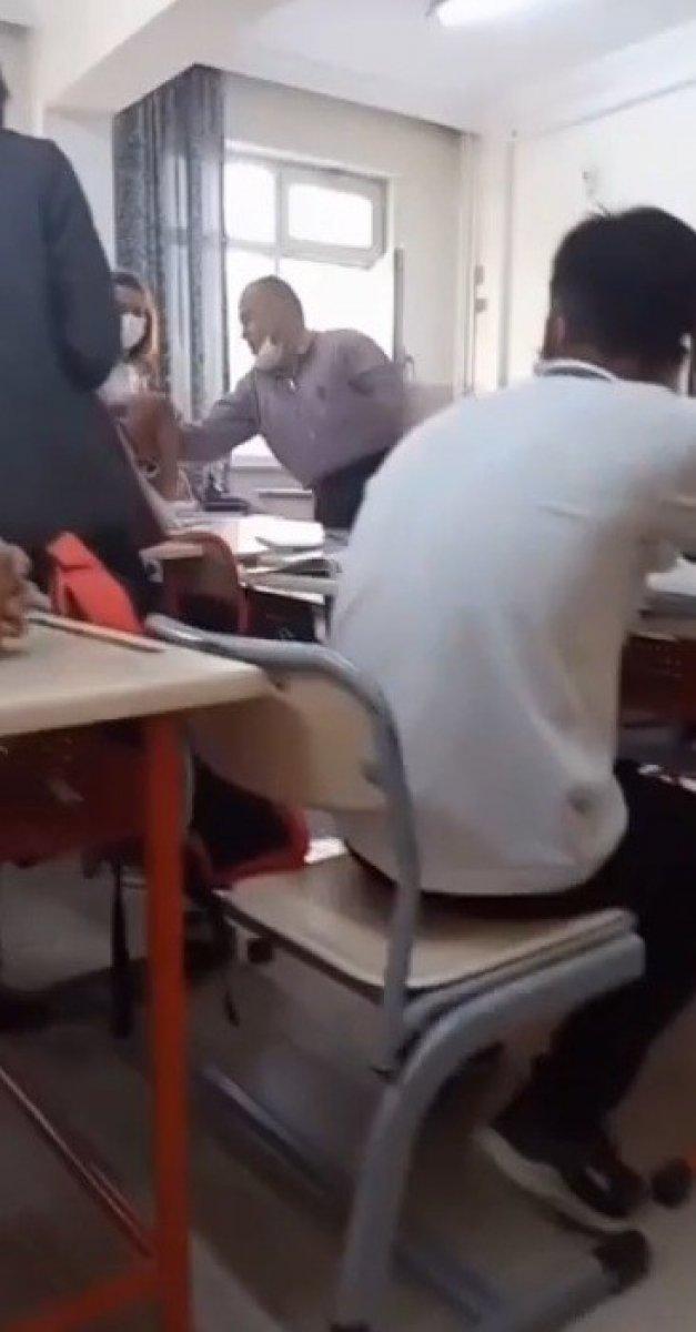 Gaziantep'te öğrencisini darbeden öğretmen açığa alındı
