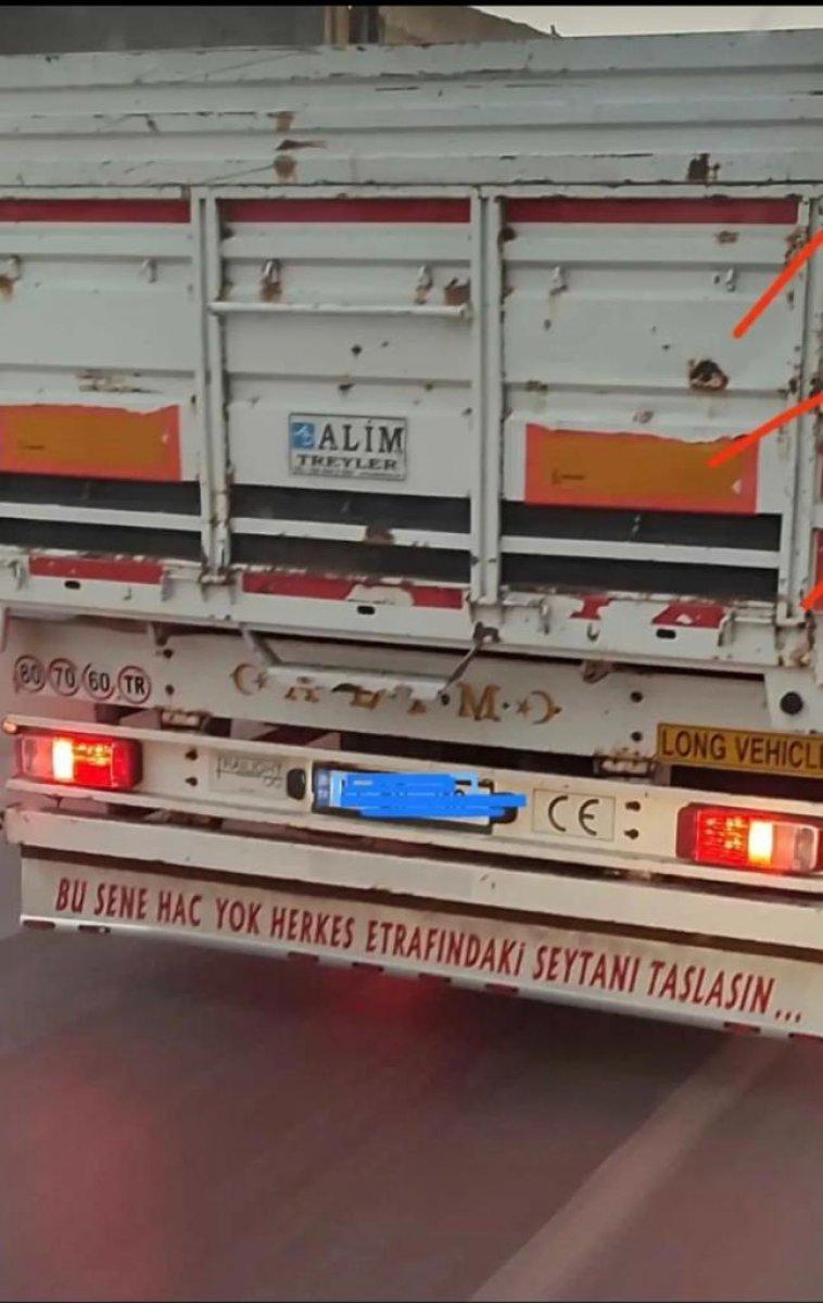 Bir zamanlar kamyon arkası yazılar vardı
