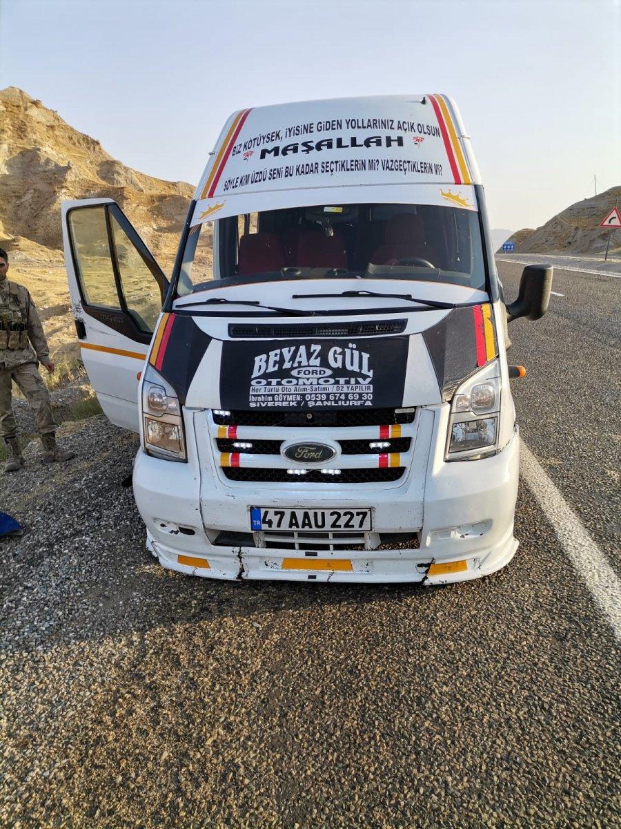 Batman'da kaçak yollarla Türkiye'ye gelen 12 Afgan yakalandı