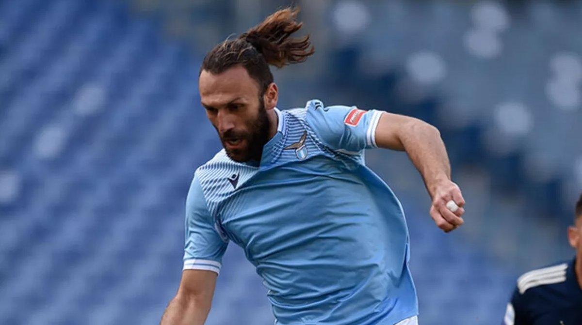 Lazio Vedat Muriç'i  göndermek istiyor