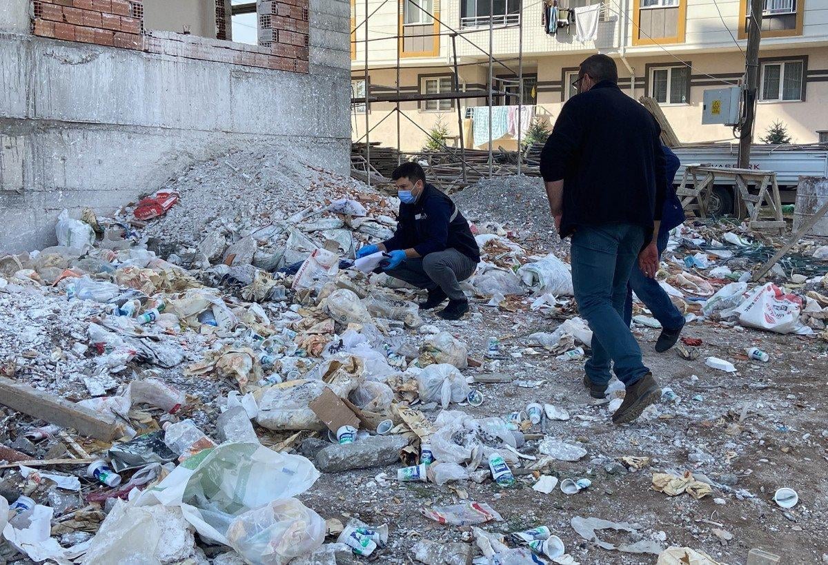 Sivas'ta inşaattan düşen duvar ustası ağır yaralandı