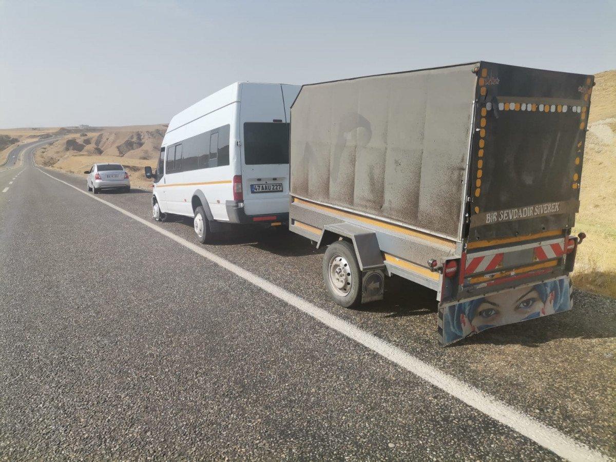 Batman'da kaçak yollarla Türkiye'ye gelen 12 Afgan yakalandı