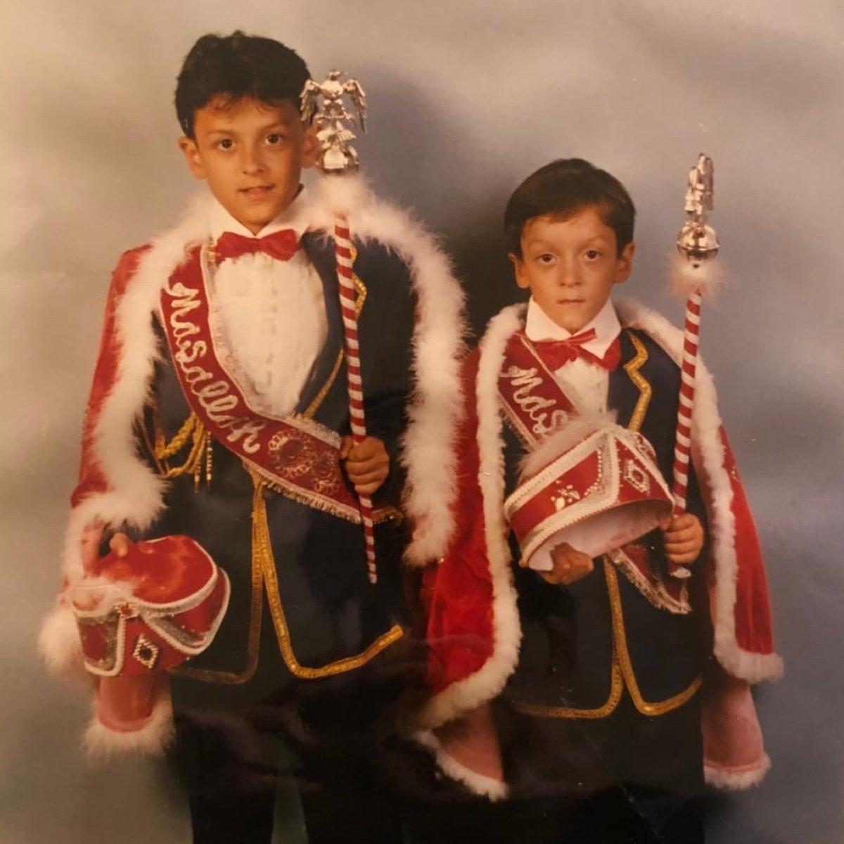 Mesut Özil: Fenerbahçeli olmak çok özel bir duygu