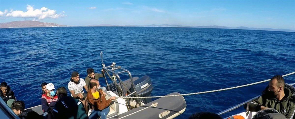 Datça açıklarında 28 kaçak göçmen kurtarıldı