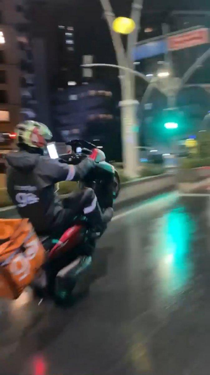 Esenler'de motosikleti tek teker kullandı