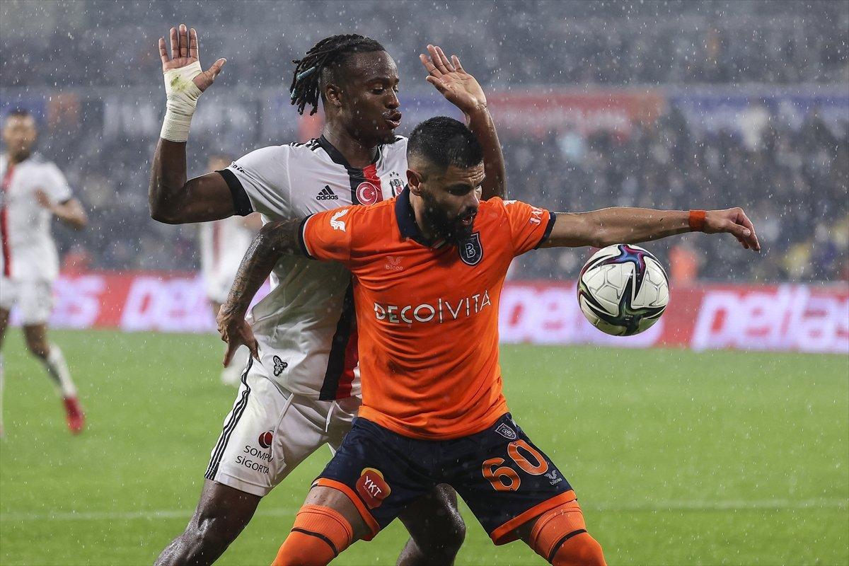 Başakşehir'den Beşiktaş'a gönderme