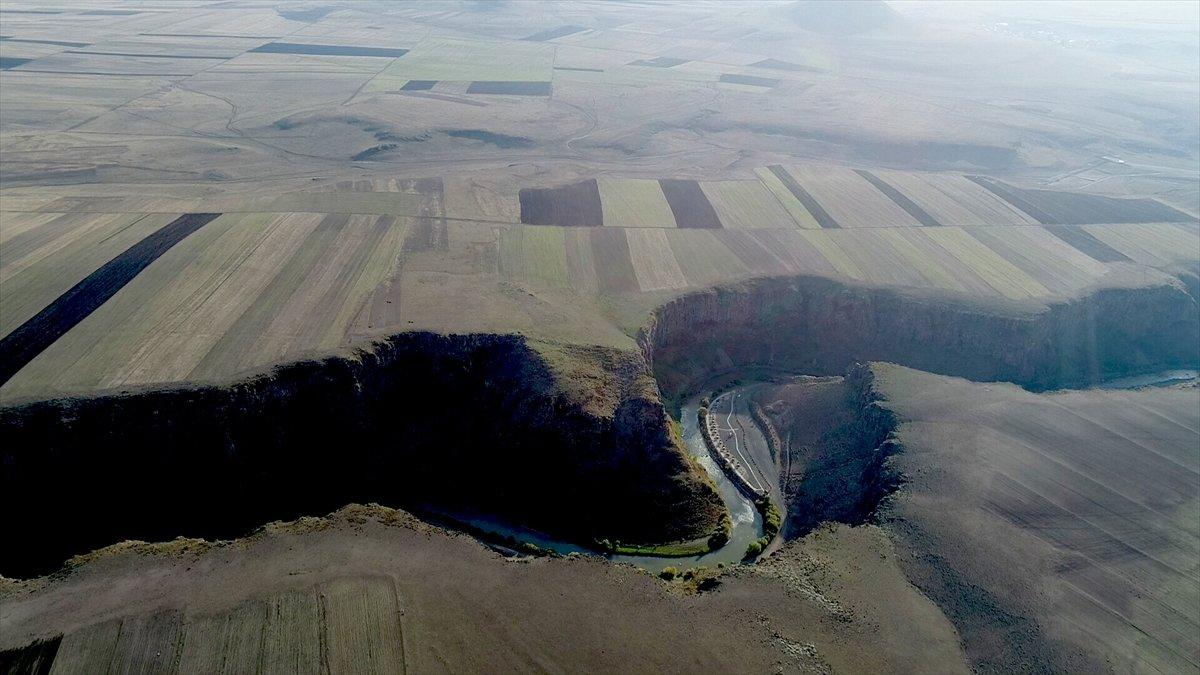 Kars'ın yeni turizm bölgesi: Akyaka Kanyonu