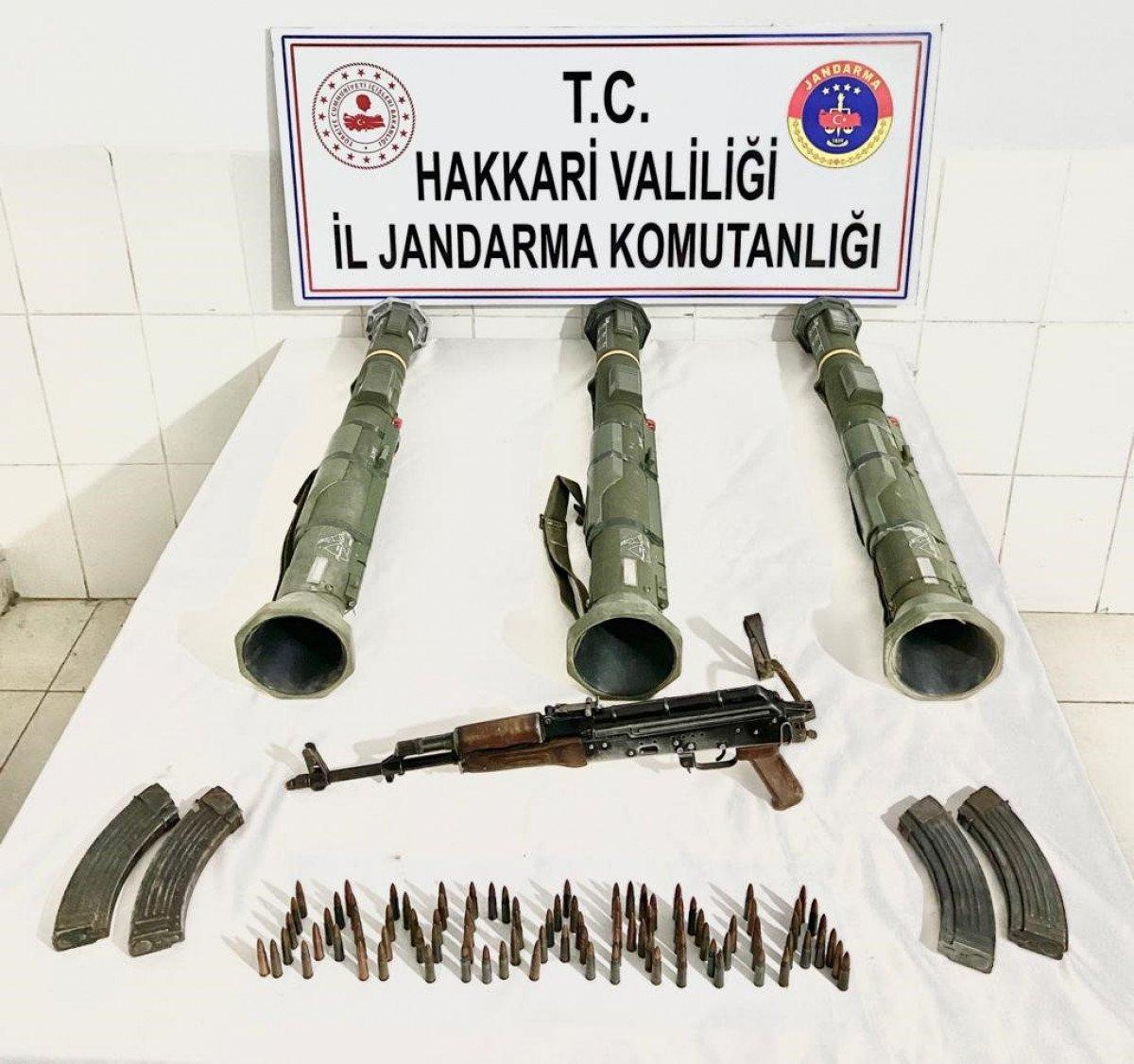Hakkari'de PYD/YPG'ye verilen silahlar bulundu