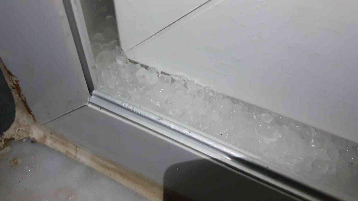 Aydın'da sağanak ve dolu hayatı olumsuz etkiledi