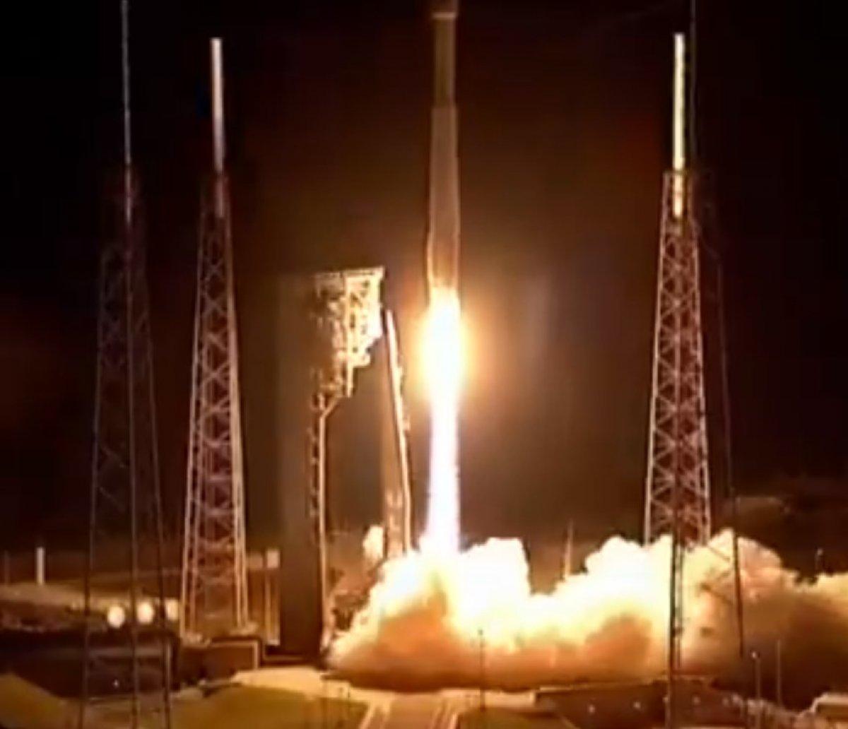 NASA, Jüpiter'e uzay aracını gönderdi: 12 yıllık görev