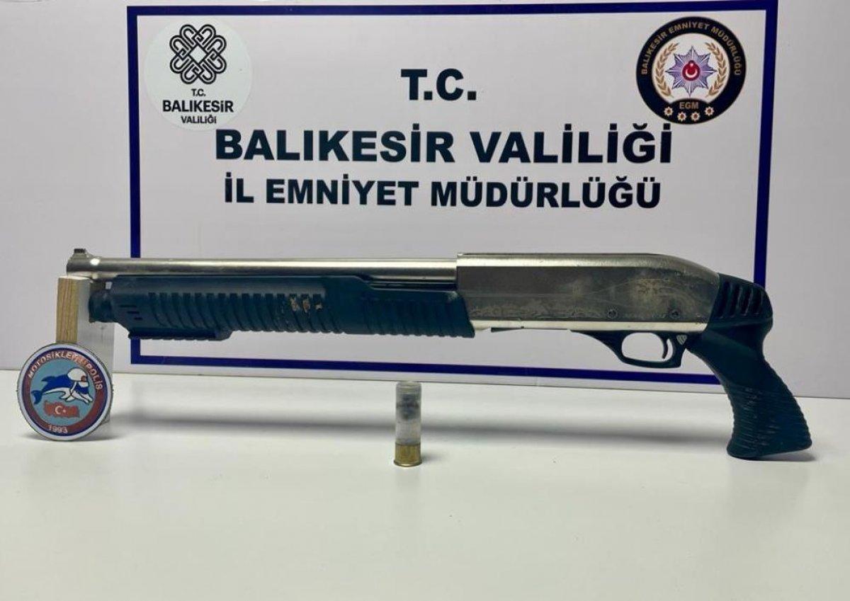 Balıkesir'de 'Huzur' operasyonu: 68 gözaltı