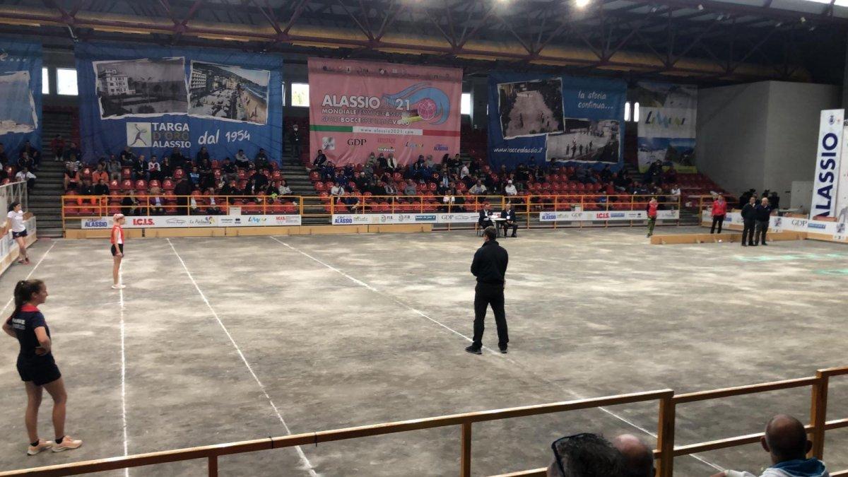 Dünya Bocce Şampiyonası'nda Buket Öztürk'ten altın, İnci Ece Öztürk'ten gümüş madalya