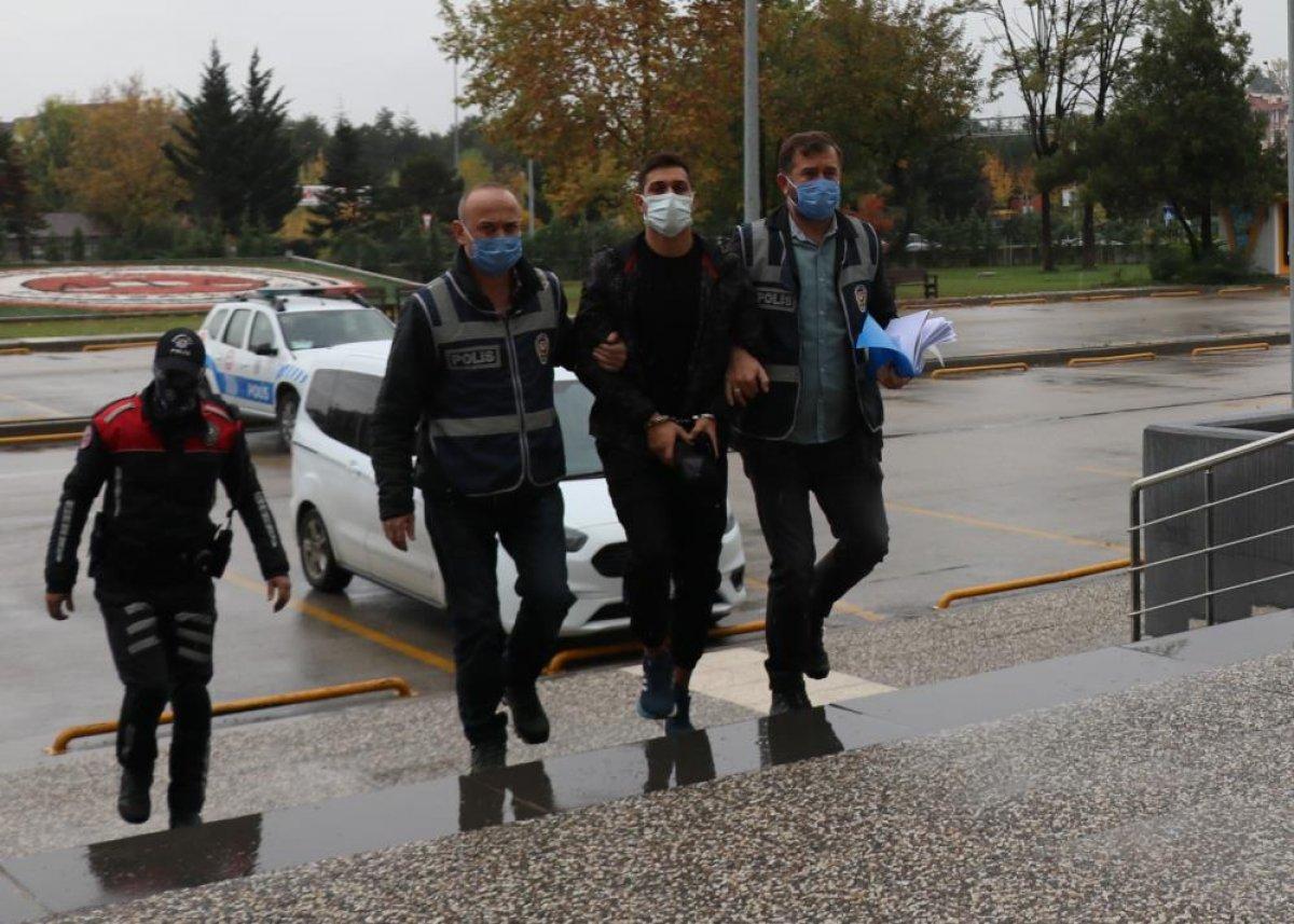 Bolu'da paket servis kuryesine silahlı saldırı