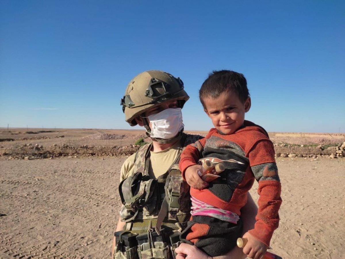 Mehmetçik Suriye’ye yardım elini uzatmaya devam ediyor