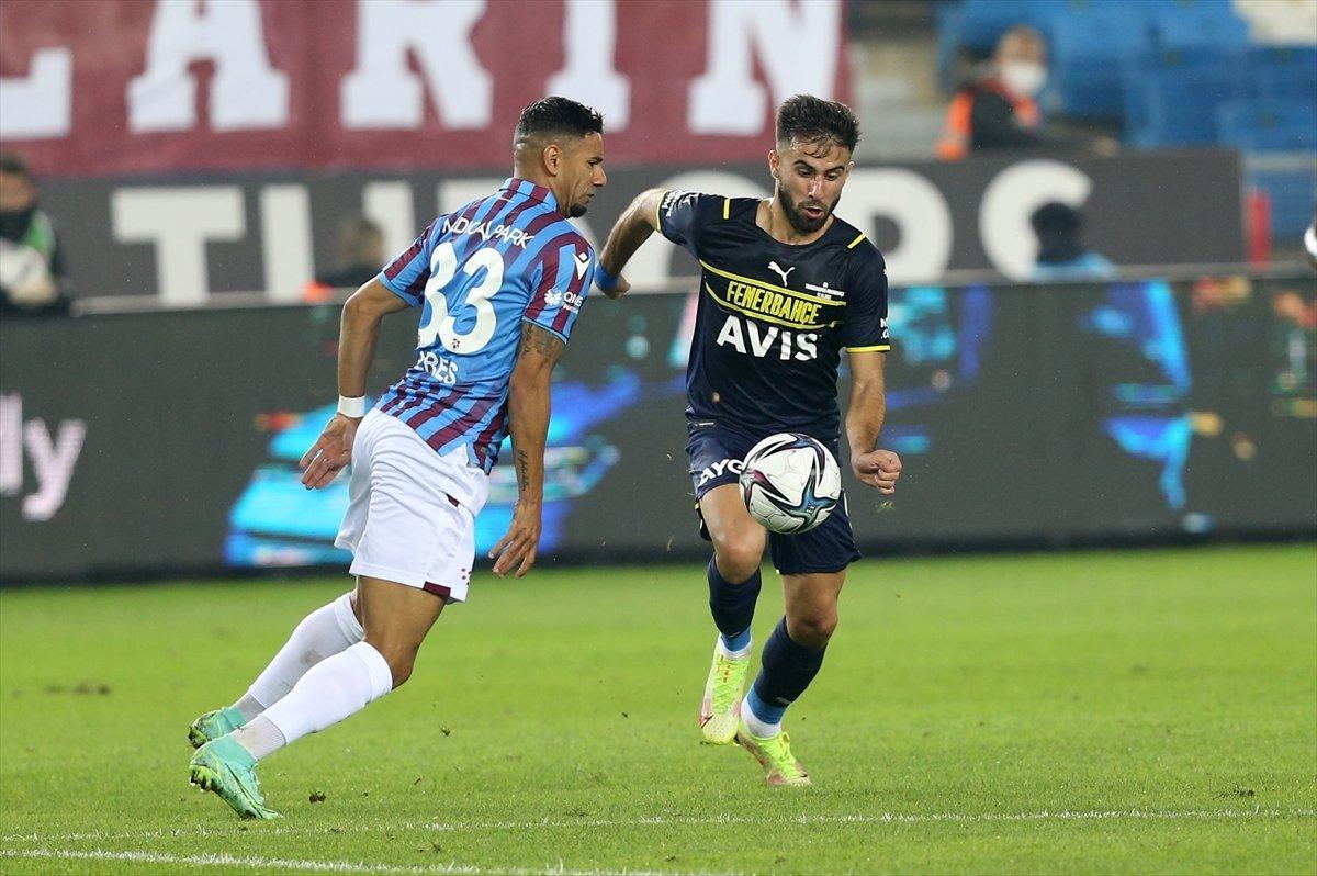 Trabzonspor, Fenerbahçe'yi 3 golle geçti