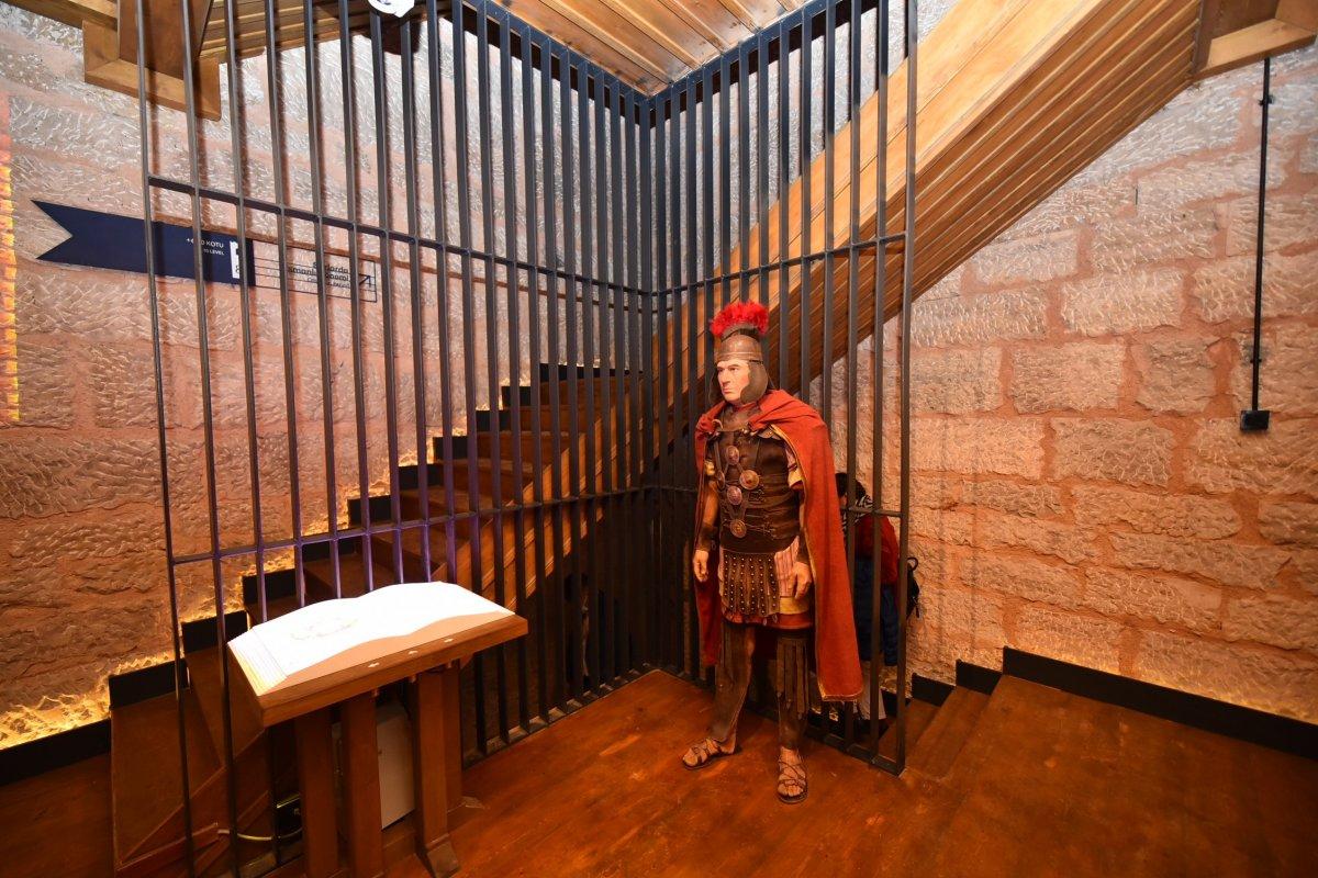 Bursa'da Zindankapı sanata kapılarını açtı