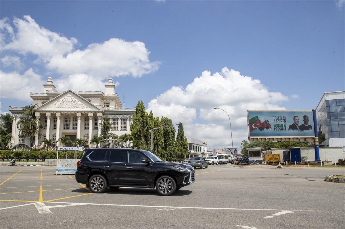 Nijerya'da Cumhurbaşkanı Erdoğan afişleri