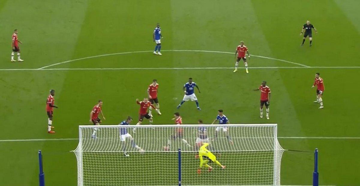 Çağlar Söyüncü'lü Leicester City, Cristiano Ronaldo'lu Manchester United'ı 4-2 yendi