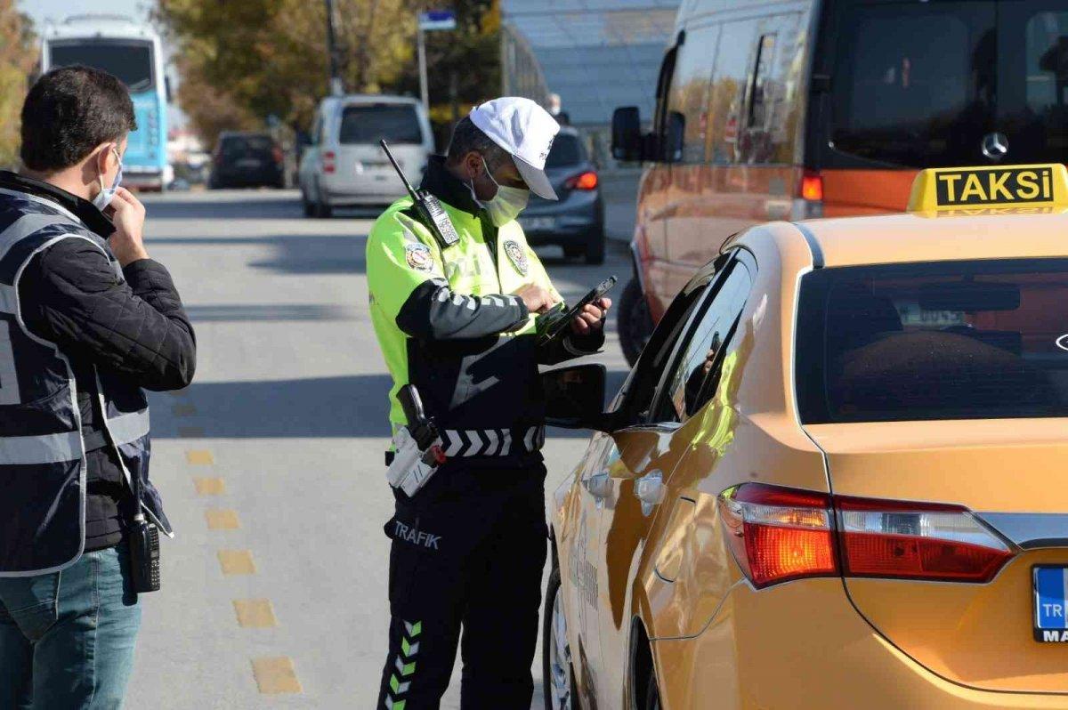 Türkiye genelinde yapılan denetimlerde 742 taksi hakkında cezai işlem uygulandı