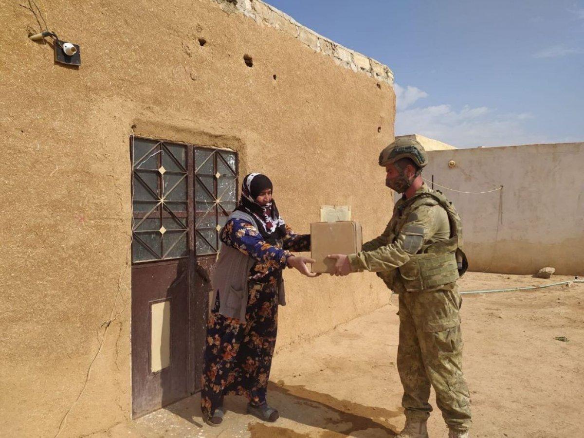 Mehmetçik Suriye’ye yardım elini uzatmaya devam ediyor