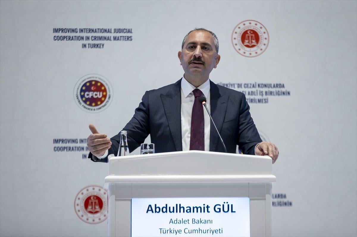 Abdulhamit Gül: Yargı, asla el uzatılacak bir yer değildir
