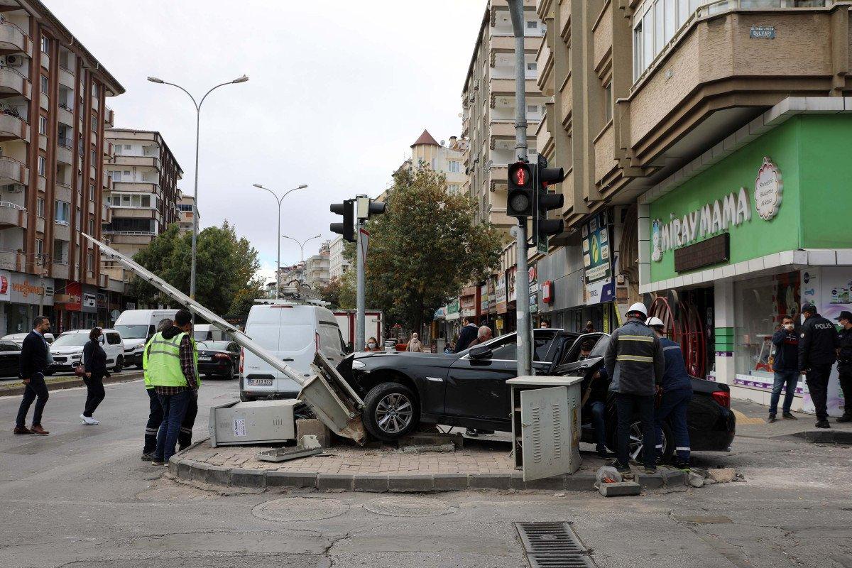 Gaziantep’te husumetlilerin tehdidi, kaza yaptırdı