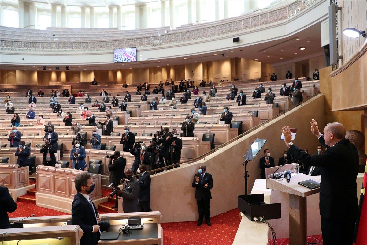 Cumhurbaşkanı Erdoğan: Fransa, Afrika'yı sömürge için kullandı