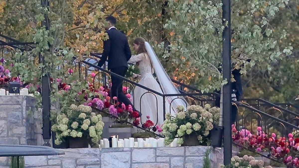 Bill Gates'in kızı Jennifer Gates imam nikahı ile evlendi