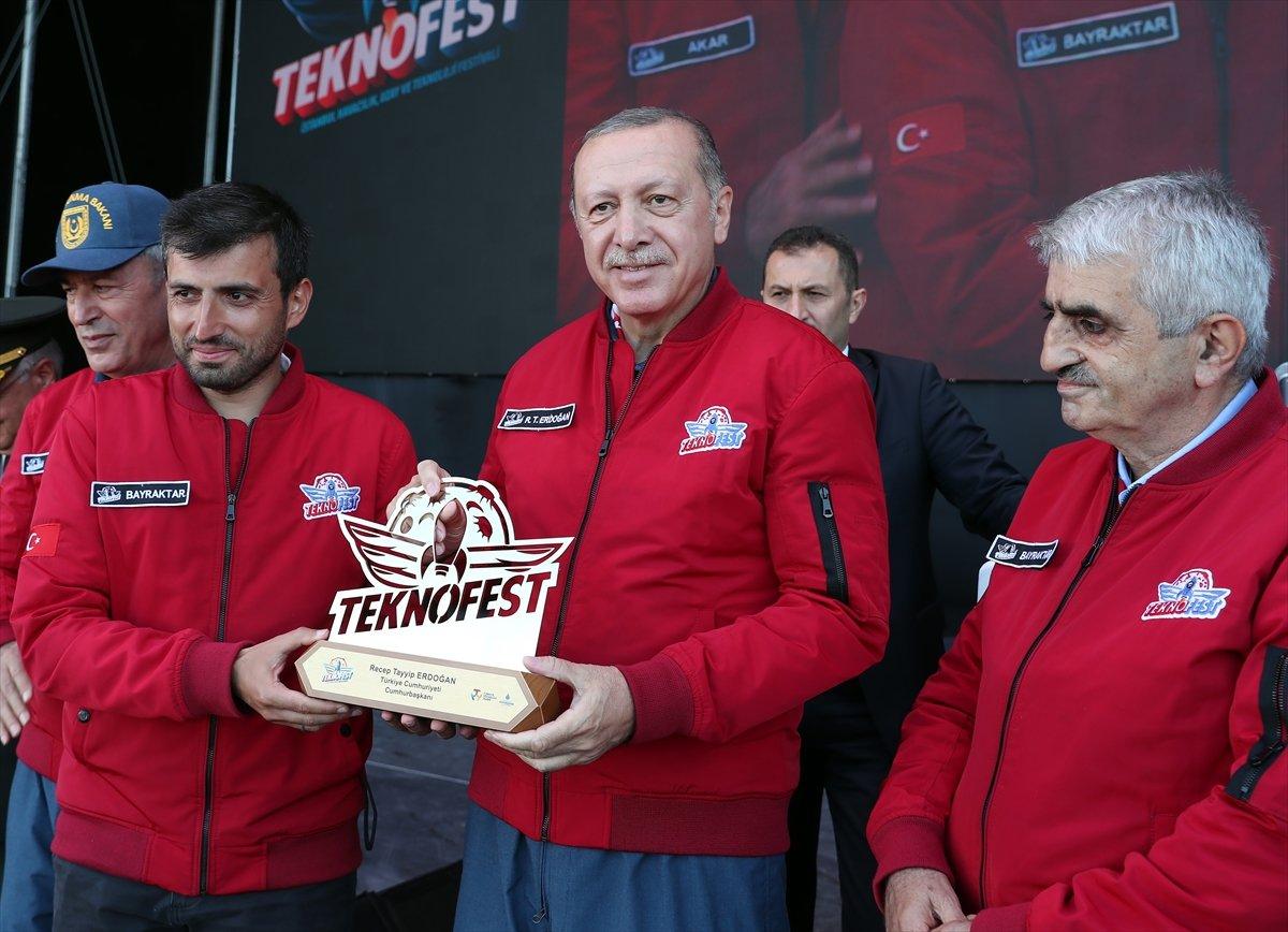 Cumhurbaşkanı Erdoğan'dan Özdemir Bayraktar için başsağlığı paylaşımı