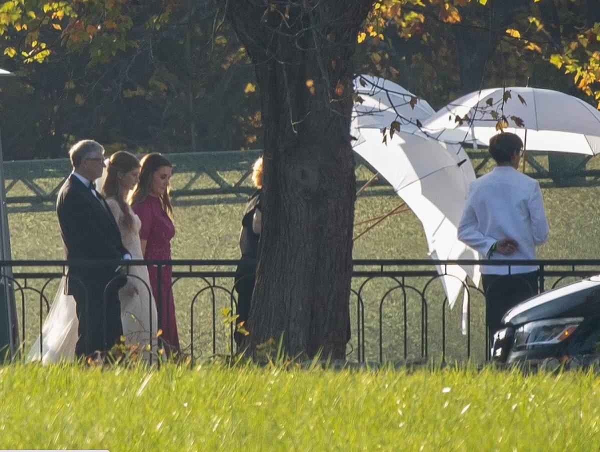 Bill Gates'in kızı Jennifer Gates imam nikahı ile evlendi