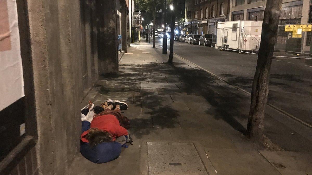 İngiltere’de, evsiz gençlerin sayısı arttı