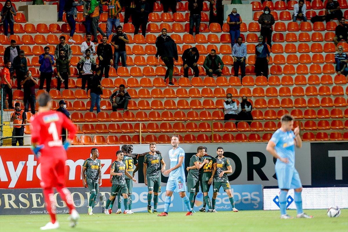 Alanyaspor Kayserispor'u hezimete uğrattı