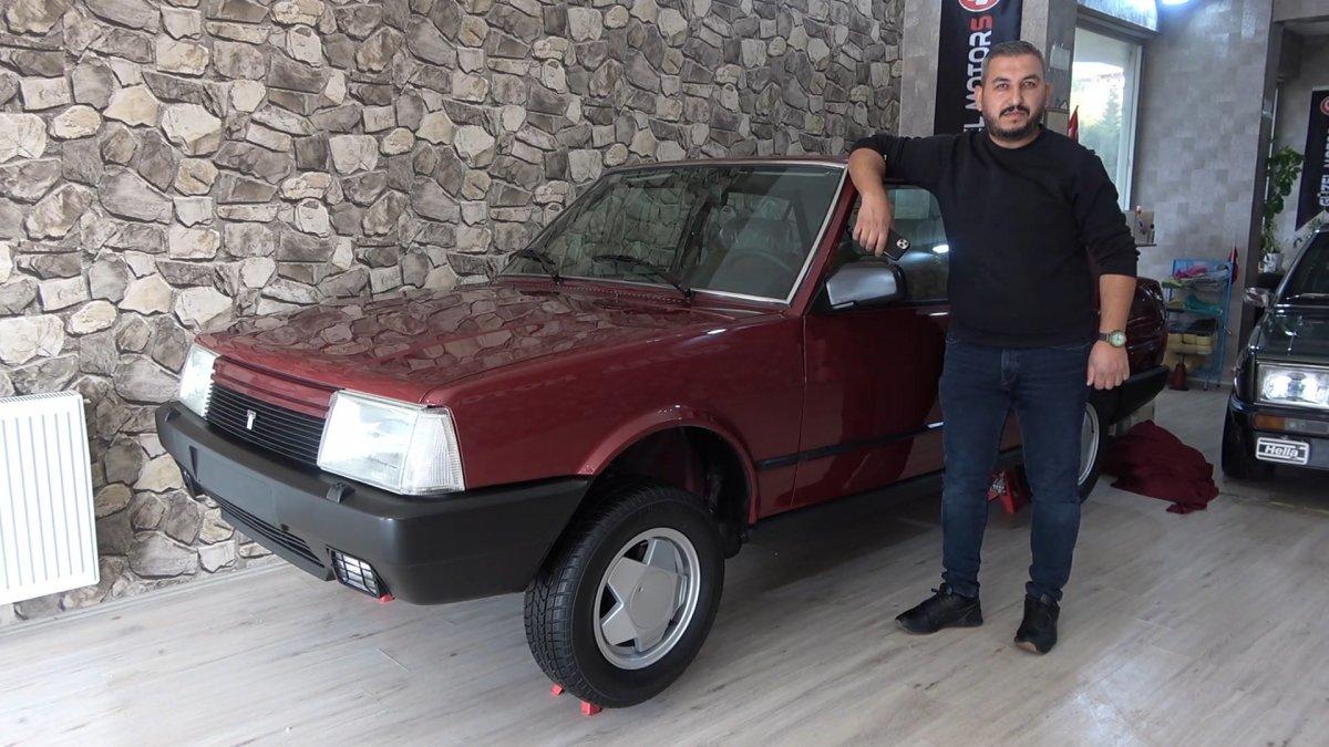 30 yıllık Tofaş otomobilini yeni gibi saklıyor