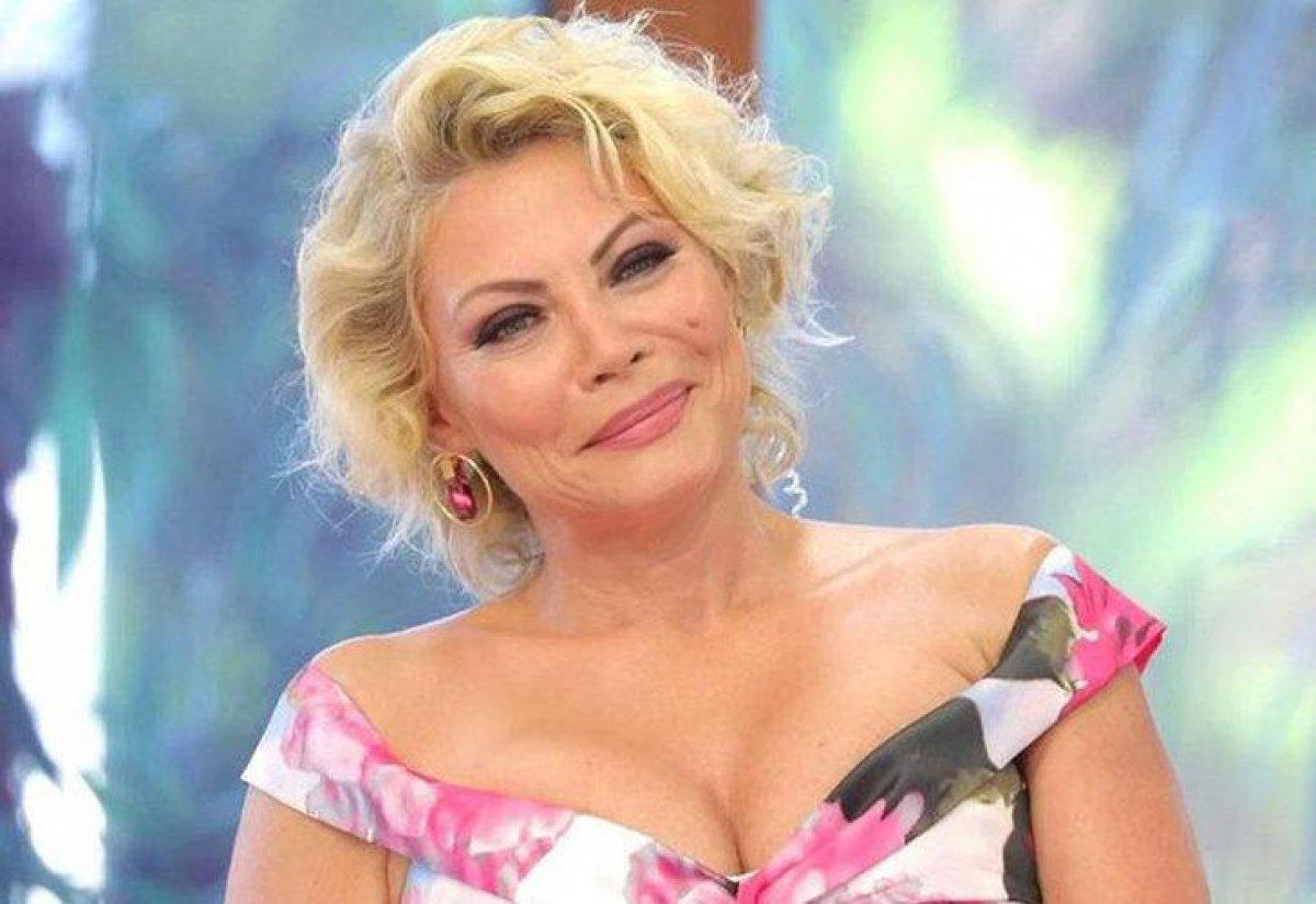 Seray Sever'in tekne pozu