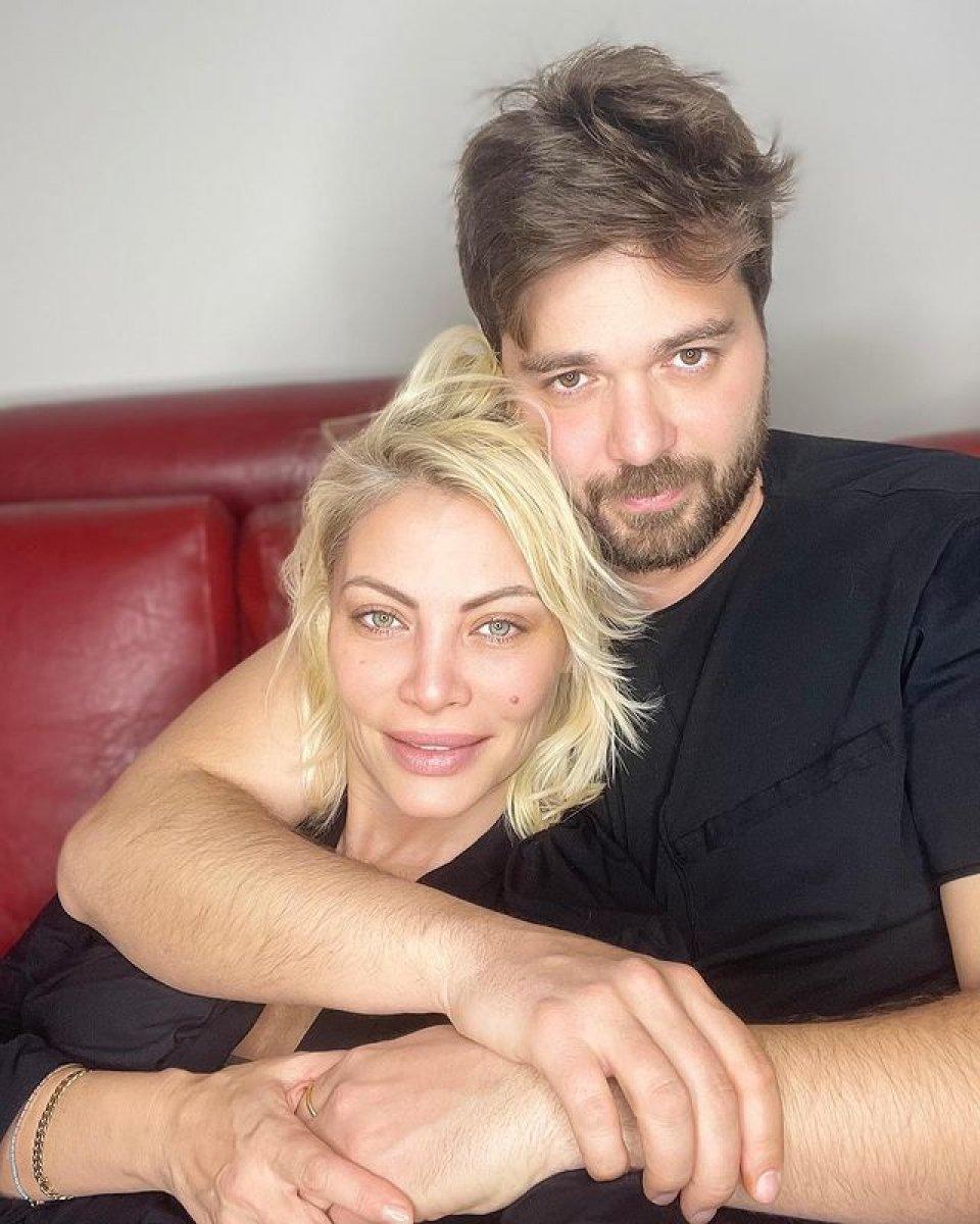 Seray Sever'in tekne pozu