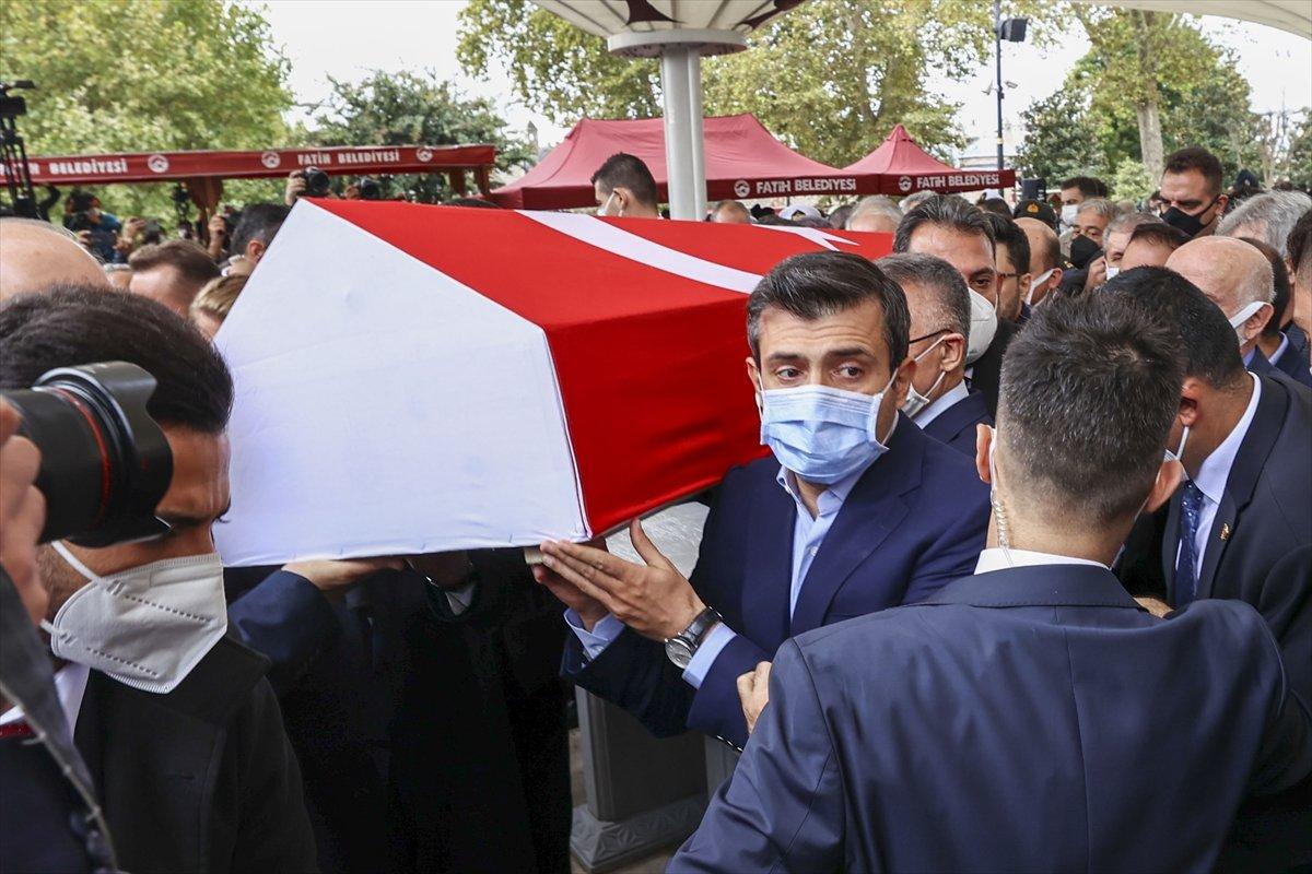 Özdemir Bayraktar son yolculuğuna uğurlandı