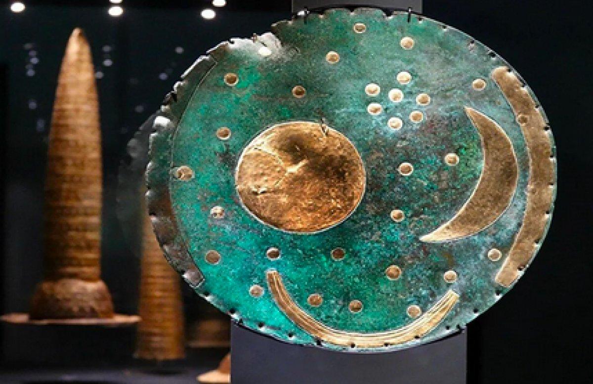 Dünya'nın en eski yıldız haritası İngiltere'de sergilenecek